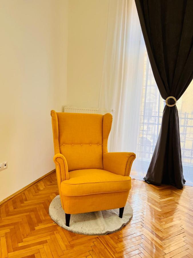 Apartment Friends Central Oradea Exterior foto